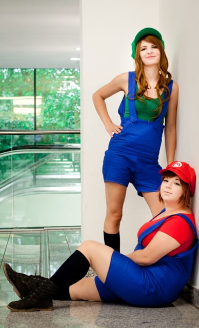Fantasia Mario e Luigi feminina 1
