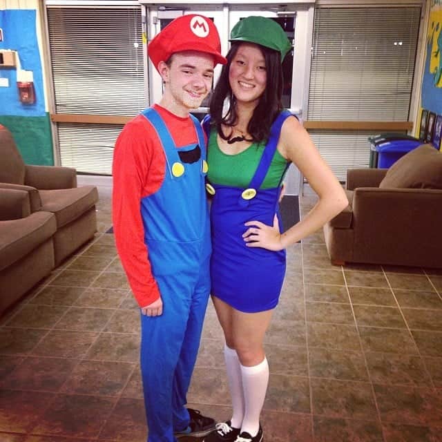 Fantasia Mario e Luigi para festas